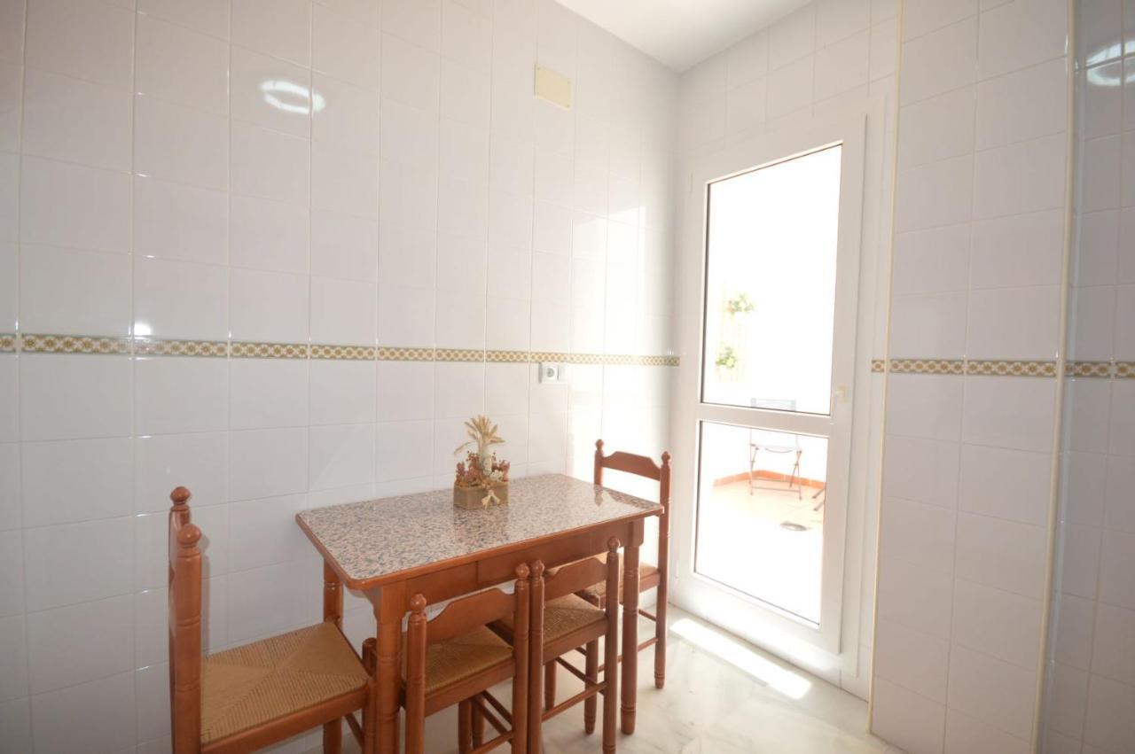Apartamento Centrico En Conil Con Garaje Conil De La Frontera Exterior photo